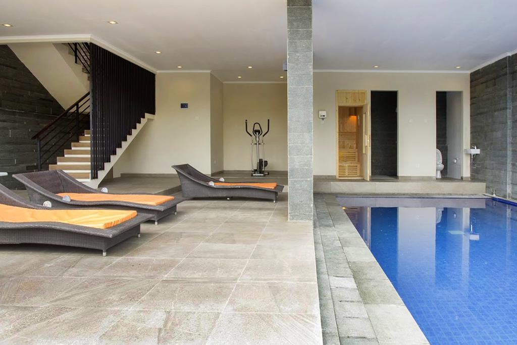 Daily Home Villa Dago Bandung Exterior photo